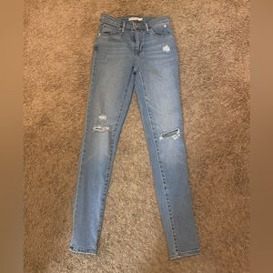 Women’s Levi 721 high rise skinny jeans